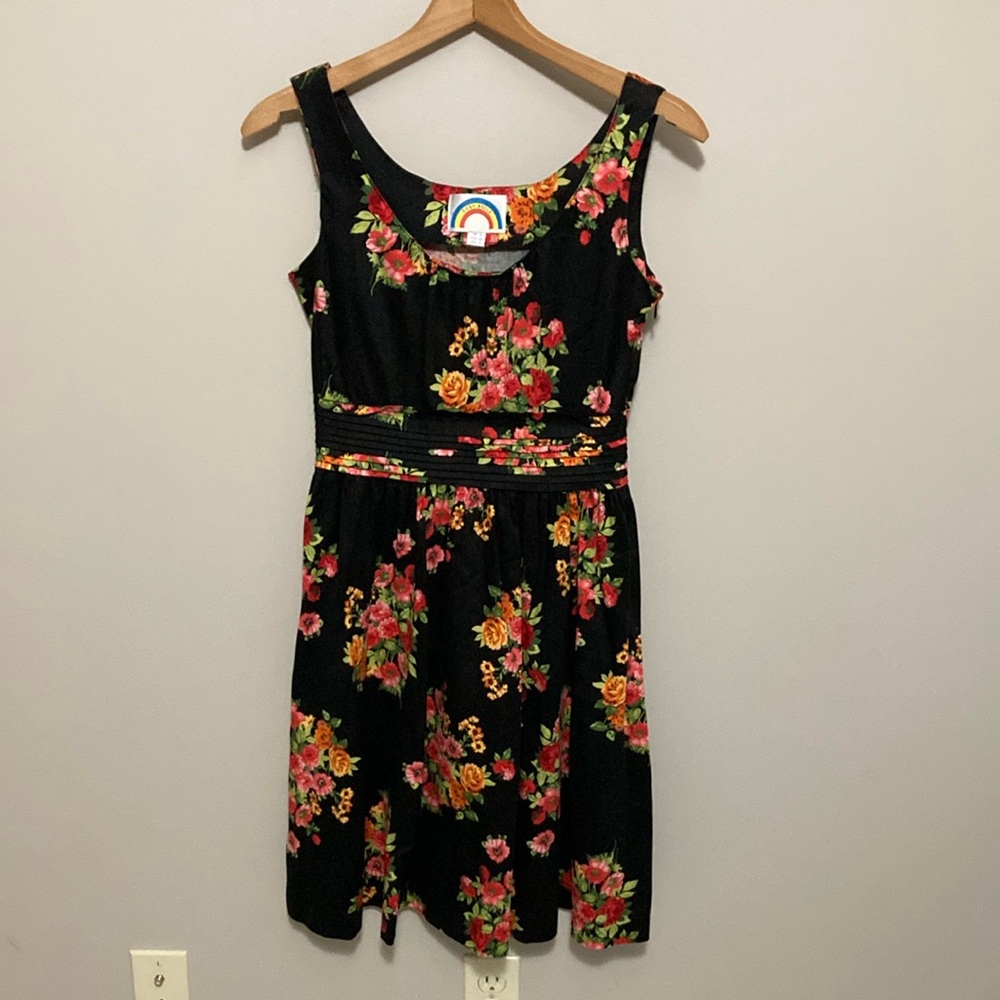 Ruby Belle Floral Sleeveless Dress, Size 4, Black with pleated waistline